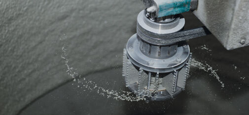 Offering exceptionally high chemical and mechanical resistance, ombran MHP-SP 3000 meets the highest requirements for coating mortars.